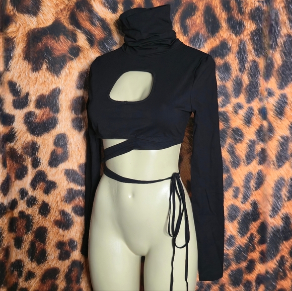 Warp Long Sleeve Wrap Top - Picture 3 of 12